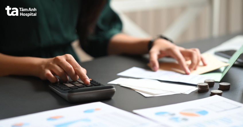 nghiên cứu kỹ chi phí dịch vụ trước khi khám