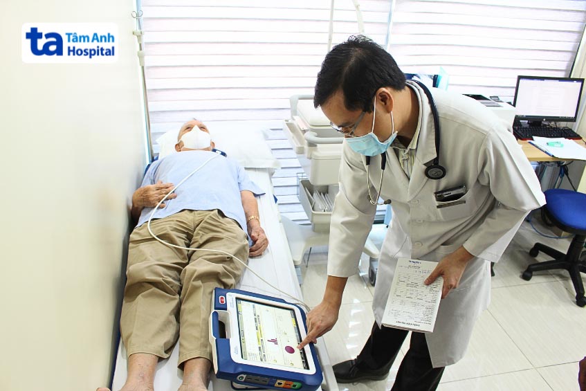 thường xuyên theo dõi và thăm khám sức khỏe định kỳ