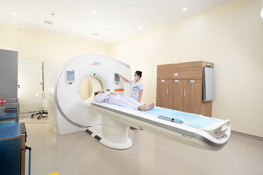 trang bị máy hiện đại phục vụ quá trình cấp cứu