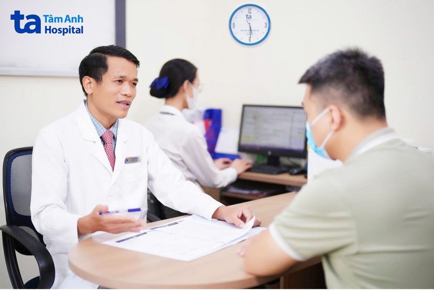 tư vấn cho người bệnh về tầm soát ung thư phổi