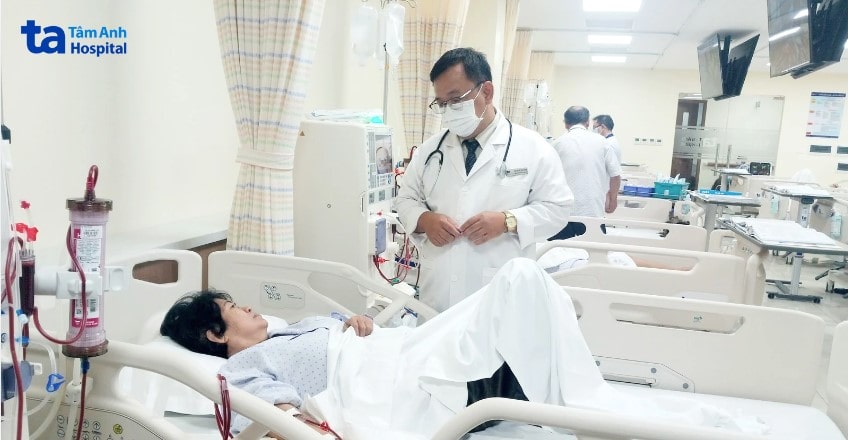 Viêm cầu thận liềm thể kháng thể dương tính kép
