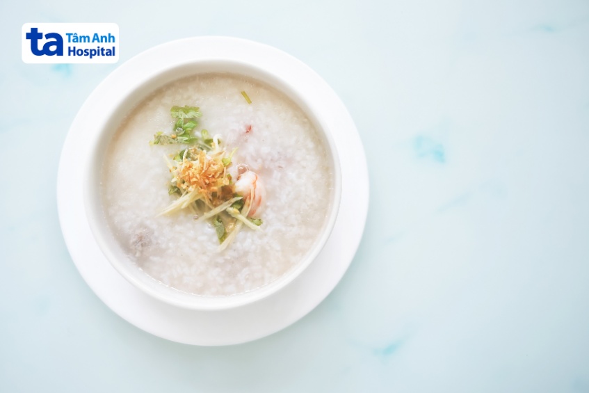 ăn gì dễ bị ngộ độc thực phẩm