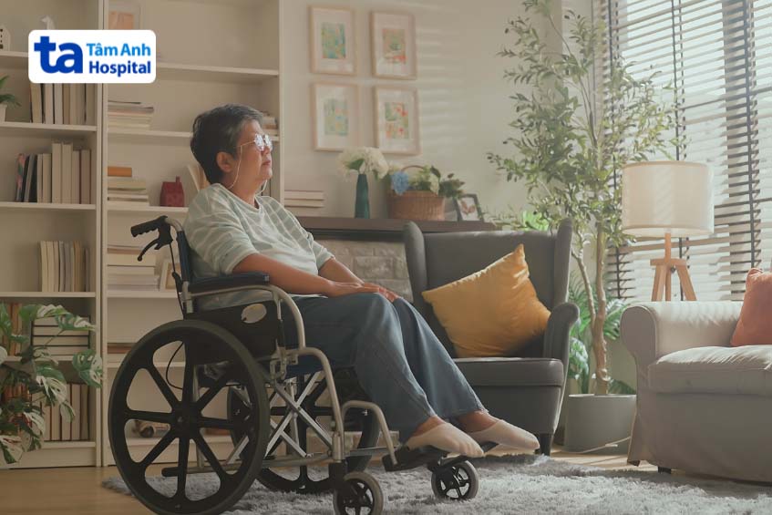 Biến chứng khớp háng kêu lục khục