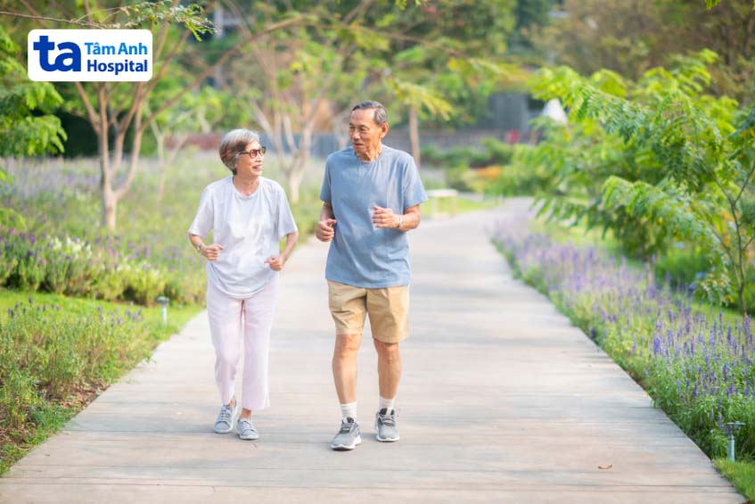 Lựa chọn bài tập thể dục cho người đau khớp gối phù hợp giúp giảm đau khớp