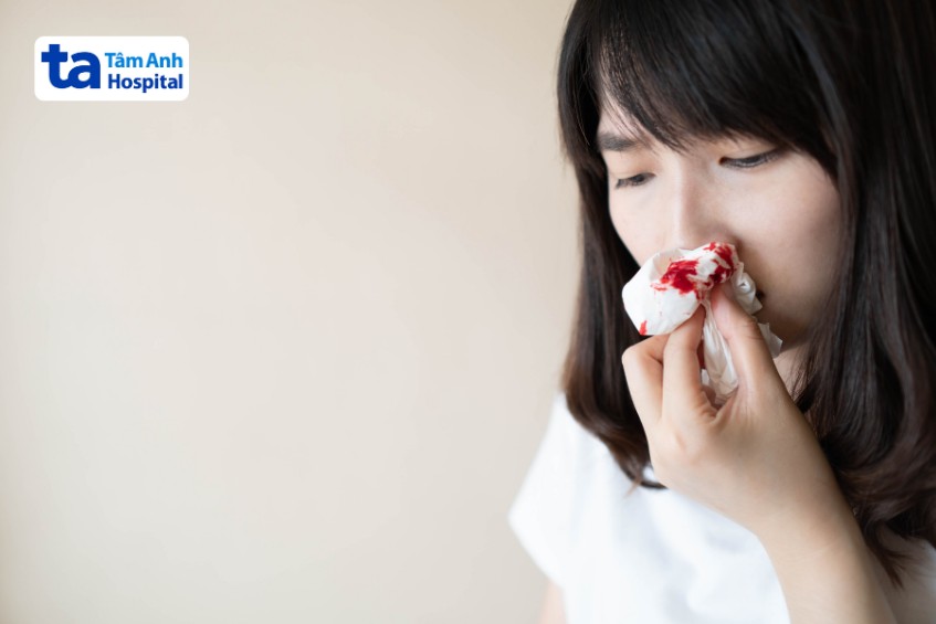 chảy máu mũi là dấu hiệu bệnh