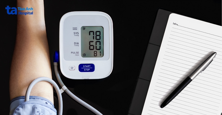 Hạ huyết áp do rối loạn huyết động là rủi ro sau khi gây mê mask thanh quản