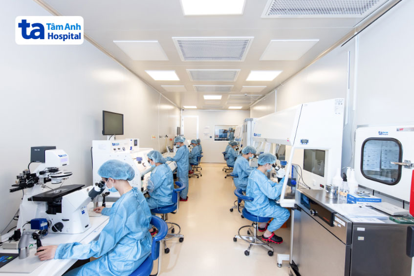 Hệ thống phòng “lab trong lab” siêu sạch tiêu chuẩn ISO 5 tại IVF Tâm Anh