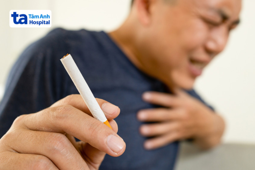 Hút thuốc lá nhiều có nguy cơ cơ mắc bệnh ung thư phổi, và di căn đến tim