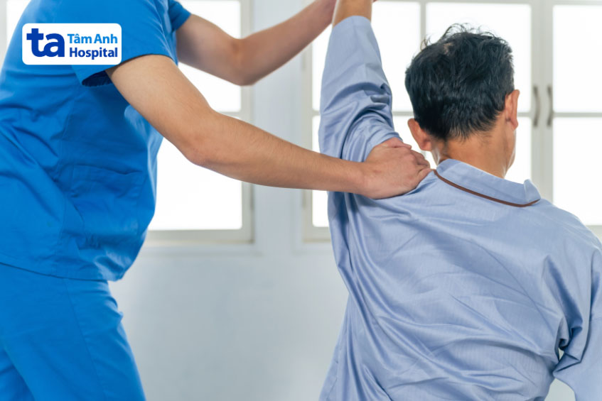 Lưu ý trong điều trị khô khớp vai