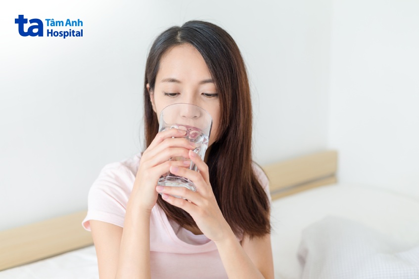 lưu ý sau tán sỏi ngược dòng nội soi bằng ống mềm