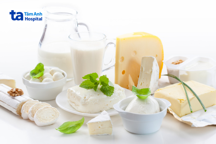 thực đơn cho trẻ tăng cân nên bổ sung sản phẩm từ sữa