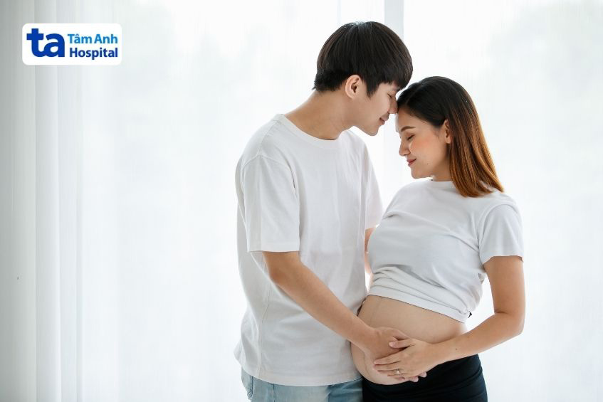 Ứng dụng công nghệ hỗ trợ sinh sản giúp các cặp đôi hiếm muộn có được niềm hạnh phúc mong con