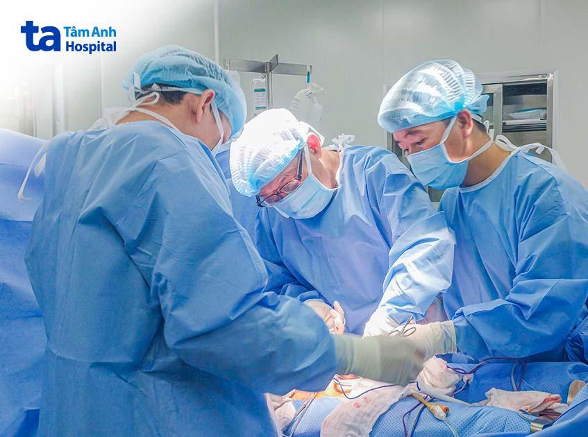 vũ lên chuyên nguyễn tân cương phạm thanh trúc