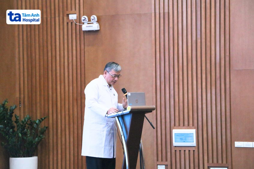 bác sĩ phạm hùng cường