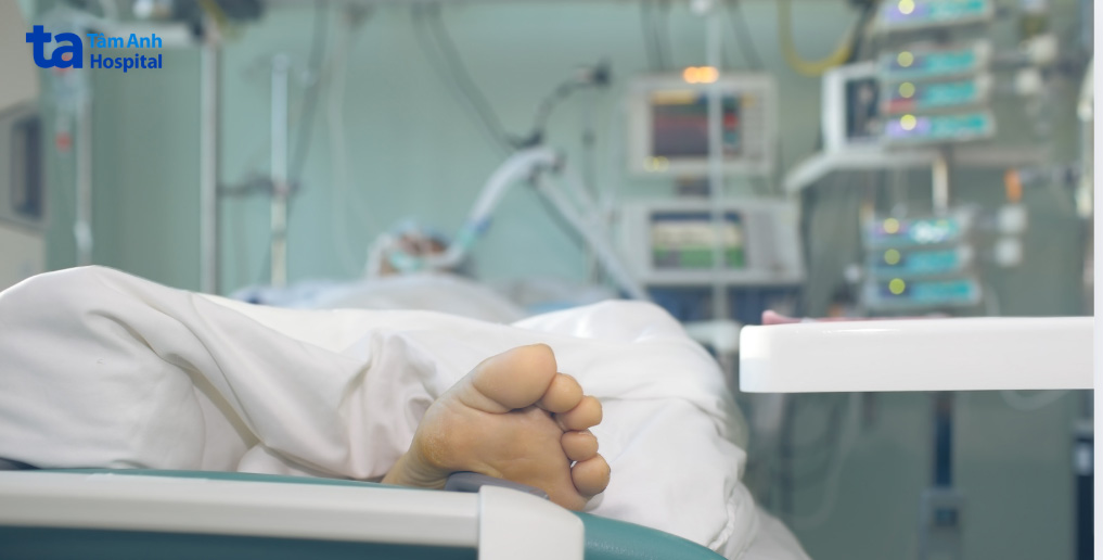 Bác sĩ luôn phải theo dõi người bệnh trong quá trình thoát mê và rút nội khí quản khi đủ điều kiện an toàn