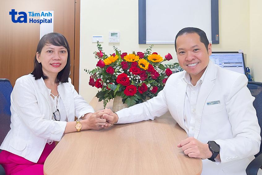 bác sĩ và bệnh nhân