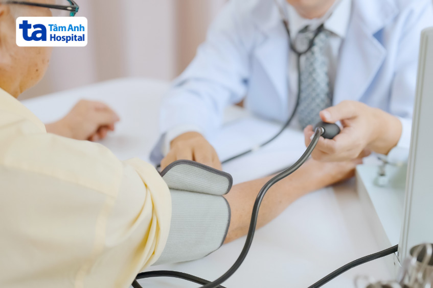 Bệnh nhân cần tuân thủ tái khám theo lịch hẹn của bác sĩ