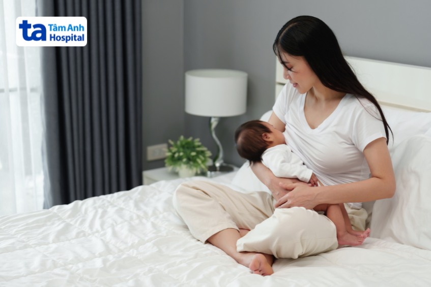 bổ sung đủ dinh dưỡng và năng lượng cho trẻ