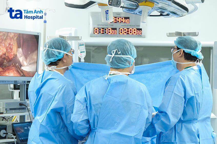 ca phẫu thuật chữa ung thư đại tràng