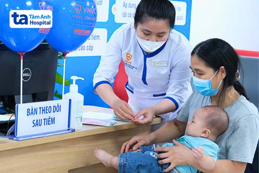 Một số lưu ý trước và sau tiêm phế cầu 10
