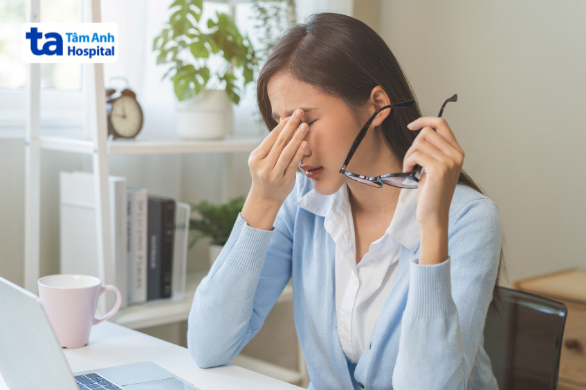 Căng thẳng trong công việc và cuộc sống là yếu tố quan trọng làm ảnh hưởng đến nhịp xoang