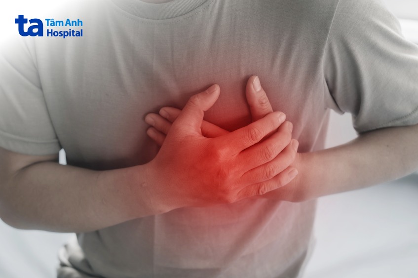 Chấn thương vùng ngực có nguy cơ gây tràn khí màng phổi