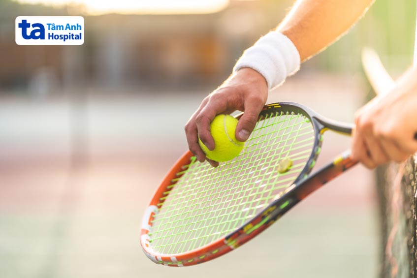 người thường xuyên vận động cổ tay có nguy cơ bị De Quervain