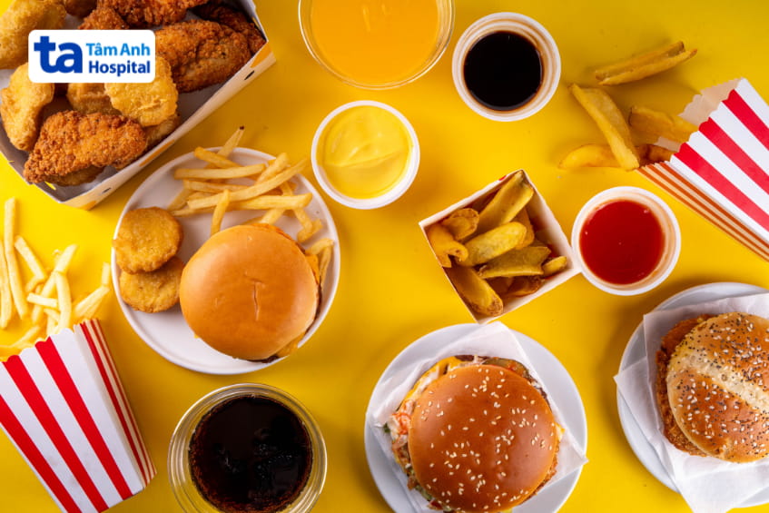 Da dầu mụn không nên ăn gì?