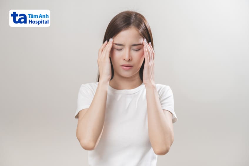 Đau đầu là tác dụng phụ thường gặp của thuốc Panto Denk 20