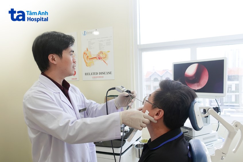 đi khám nội soi họng
