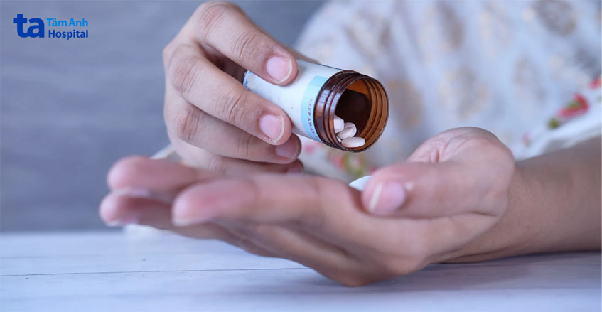 dùng thuốc kháng sinh diệt khuẩn staphylococcus aureus