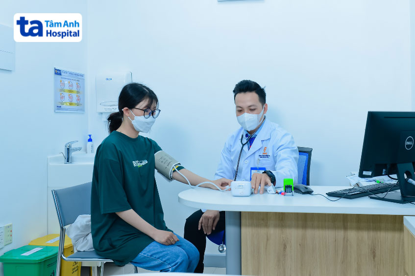 Khám sàng lọc trước khi tiêm HPV