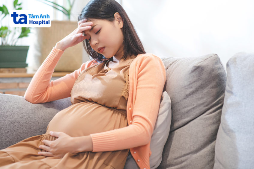 Mẹ bị tim bẩm sinh khi mang thai có thể thường xuyên gặp cảm giác mệt mỏi