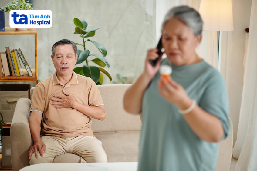 Một số loại thuốc có thể gây tác dụng phụ là nhịp xoang nhanh