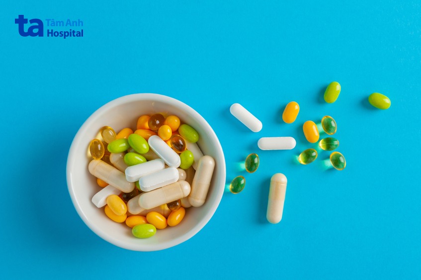 Multivitamin được bào chế dưới dạng viên nang, viên nén