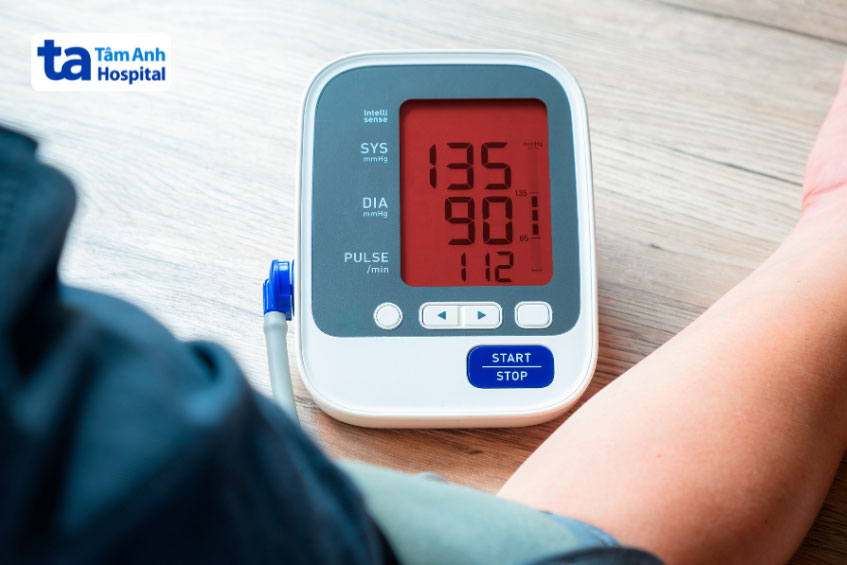 người bị huyết áp cao