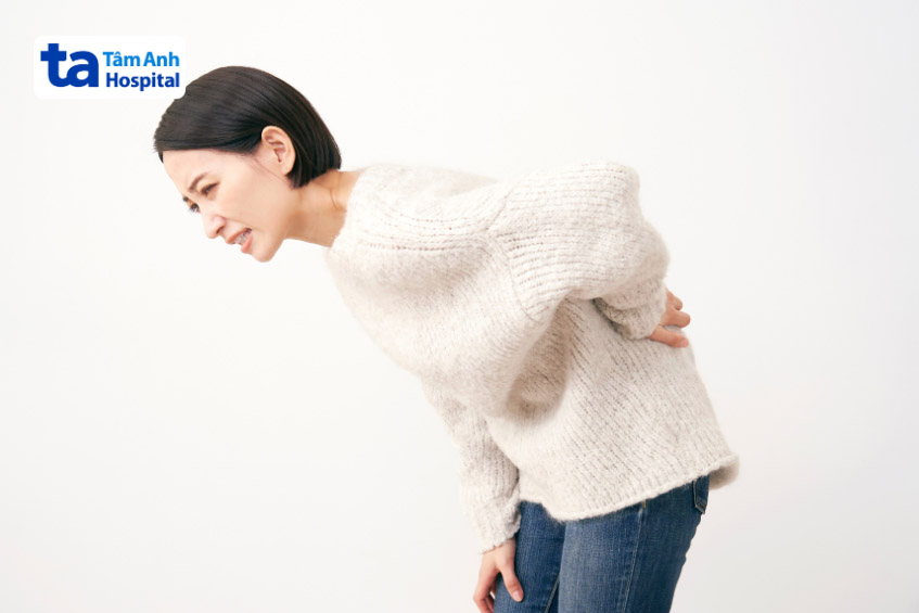 Nguyên nhân gây thoái hóa khớp háng ở người trẻ