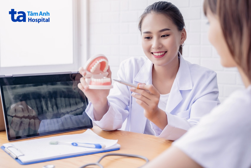 Làm thế nào để hạn chế hình thành vết đen trên răng?
