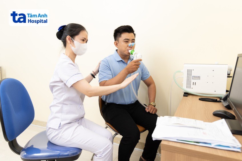 Sử dụng máy đo chức năng hô hấp