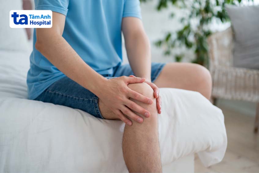 Sưng đau ở đầu gối có thể là dấu hiệu của bệnh mãn tính