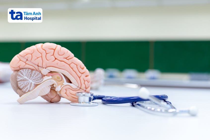 thân não bị tổn thương cần điều trị