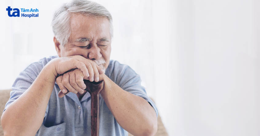 Chứng tiểu đêm ở người cao tuổi có thể gây ảnh hưởng đến tâm lý