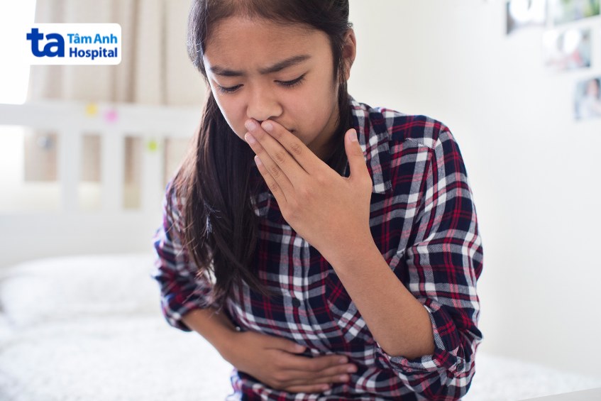 Trào ngược dạ dày khiến trẻ thường xuyên ợ chua, ợ nóng
