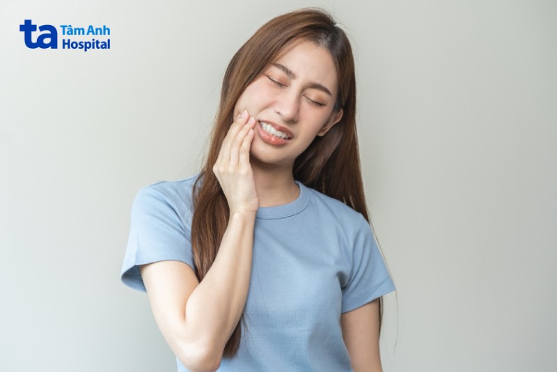 Chữa tủy răng có đau không?