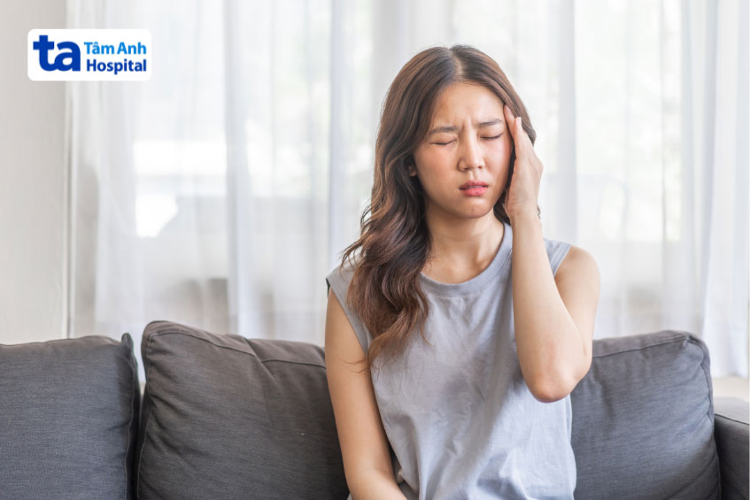 triệu chứng đau đầu chóng mặt