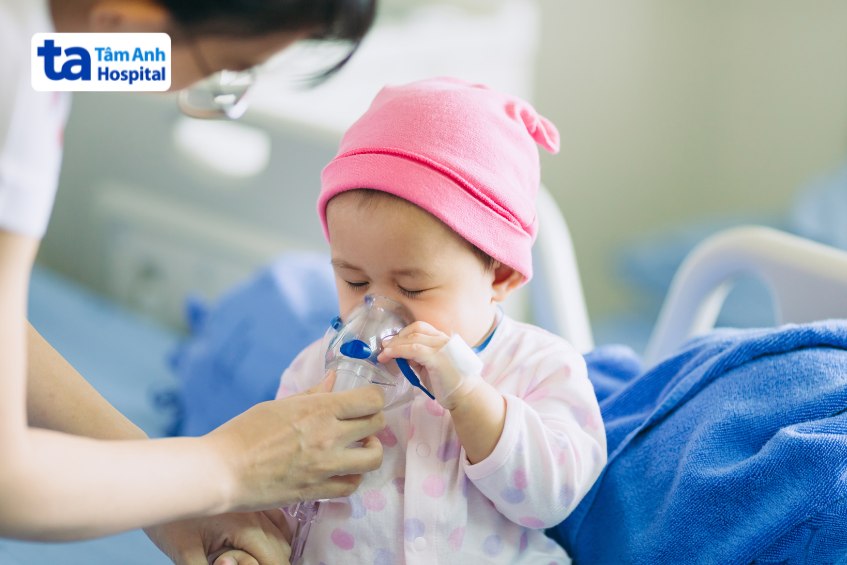 trường hợp nghiêm trọng trẻ cần được chăm sóc y tế chuyên sâu