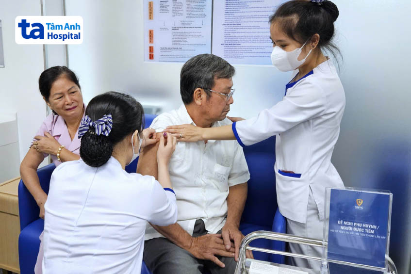 Vắc xin phòng bệnh phế cầu là gì?