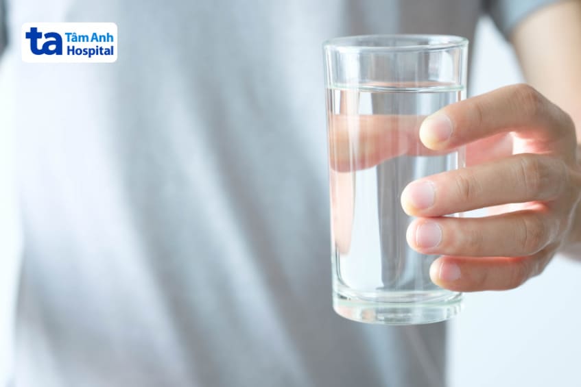 bổ sung nhiều nước trong thời gian sử dụng thuốc