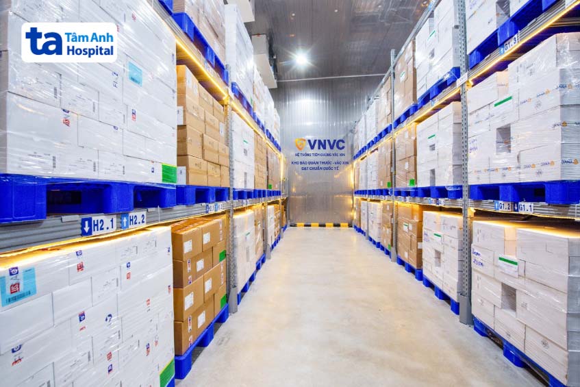 kho vắc xin đạt chuẩn của vnvc