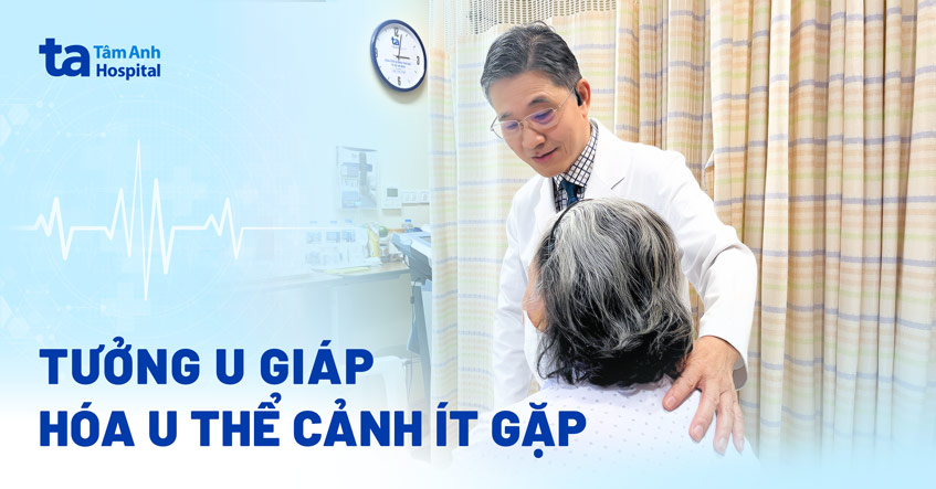 Khối u bằng quả trứng bao quanh động mạch cảnh